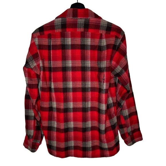 Vintage Pendleton Loop Flap Bright Red Flannel Made In USA Small - Picture 2 of 7